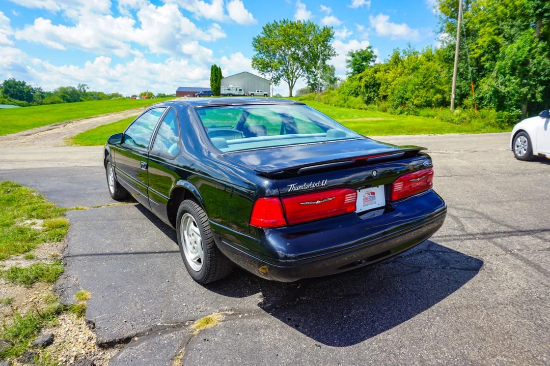 1997 Ford Thunderbird 10th Gen - Image 5 of 20