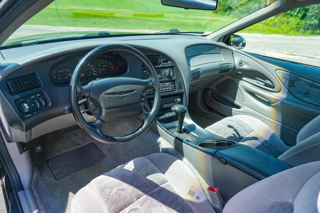 1997 Ford Thunderbird 10th Gen - Image 12 of 20