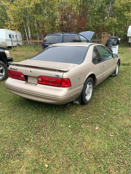 1997 Ford Thunderbird 10th Gen - Image 4 of 9