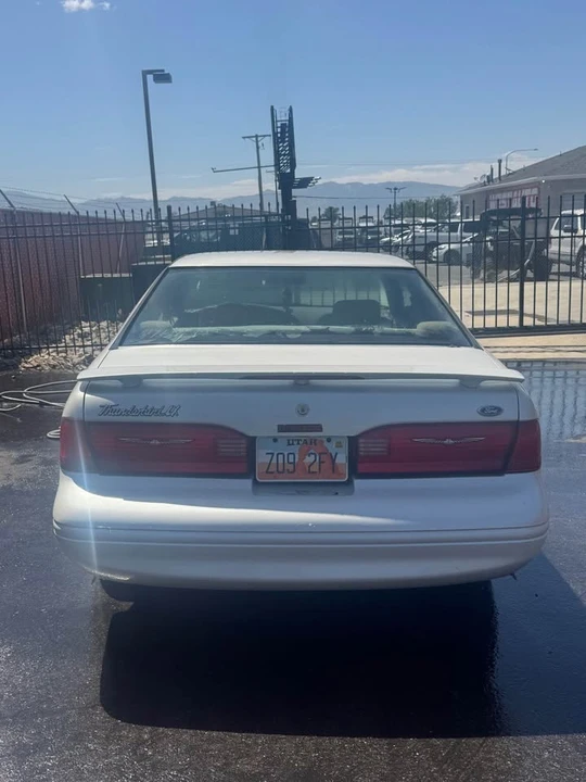 1997 Ford Thunderbird 10th Gen - Image 4 of 6