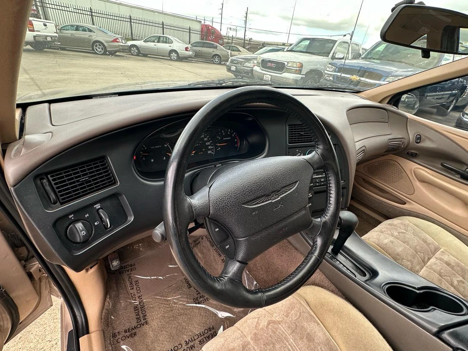 1997 Ford Thunderbird 10th Gen - Image 21 of 31