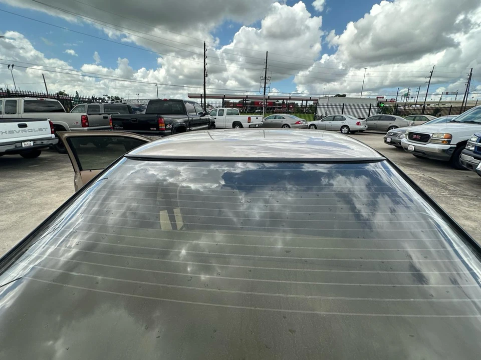 1997 Ford Thunderbird 10th Gen - Image 26 of 31