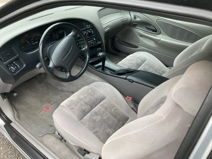 1997 Ford Thunderbird 10th Gen - Image 10 of 13