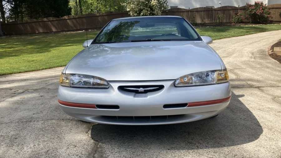 1997 Ford Thunderbird 10th Gen - Image 4 of 13
