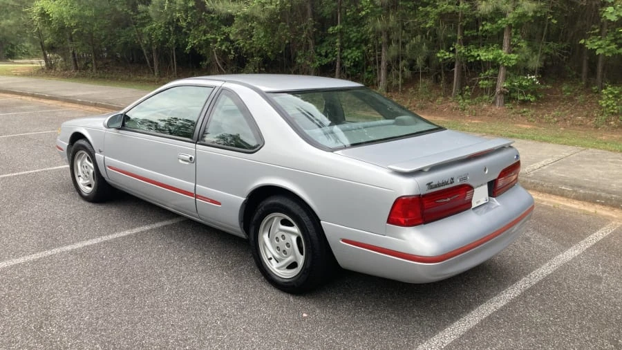 1997 Ford Thunderbird 10th Gen - Image 6 of 13