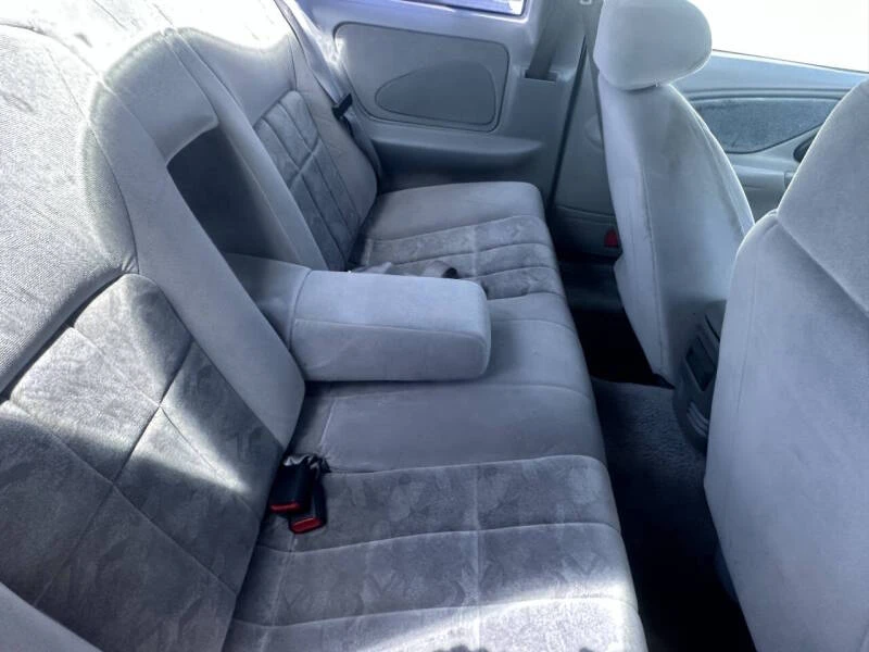 1997 Ford Thunderbird 10th Gen - Image 6 of 7