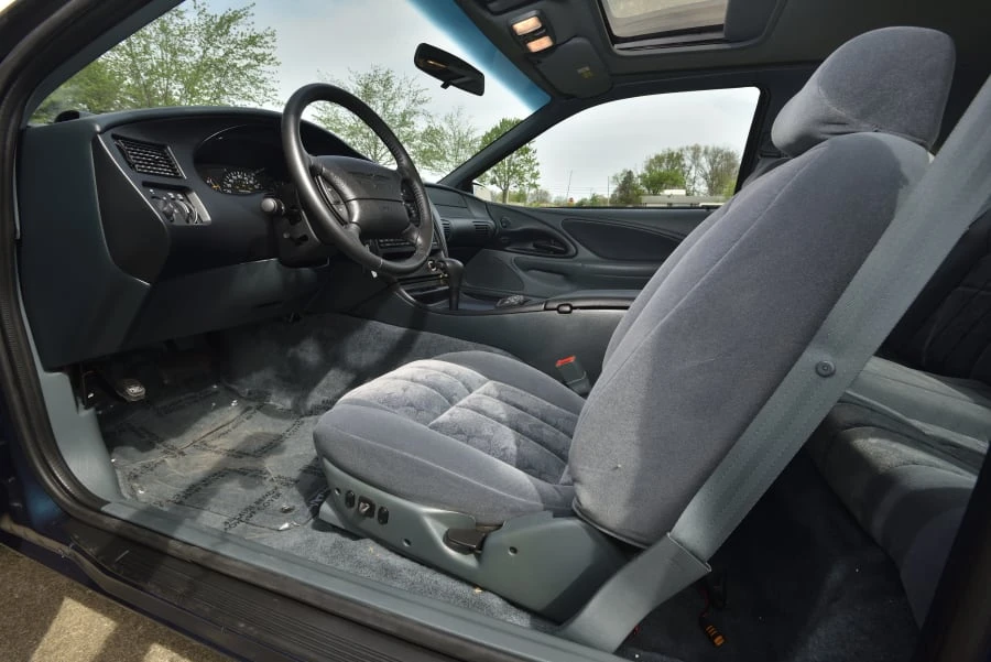 1997 Ford Thunderbird 10th Gen - Image 22 of 28