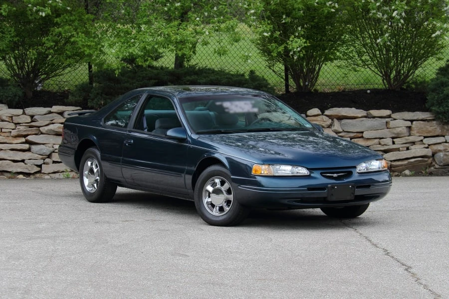 1997 Ford Thunderbird 10th Gen - Image 14 of 31