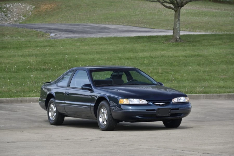 1997 Ford Thunderbird 10th Gen - Image 7 of 28