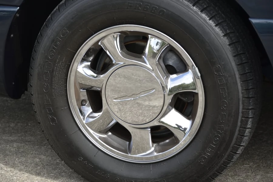 1997 Ford Thunderbird 10th Gen - Image 9 of 28