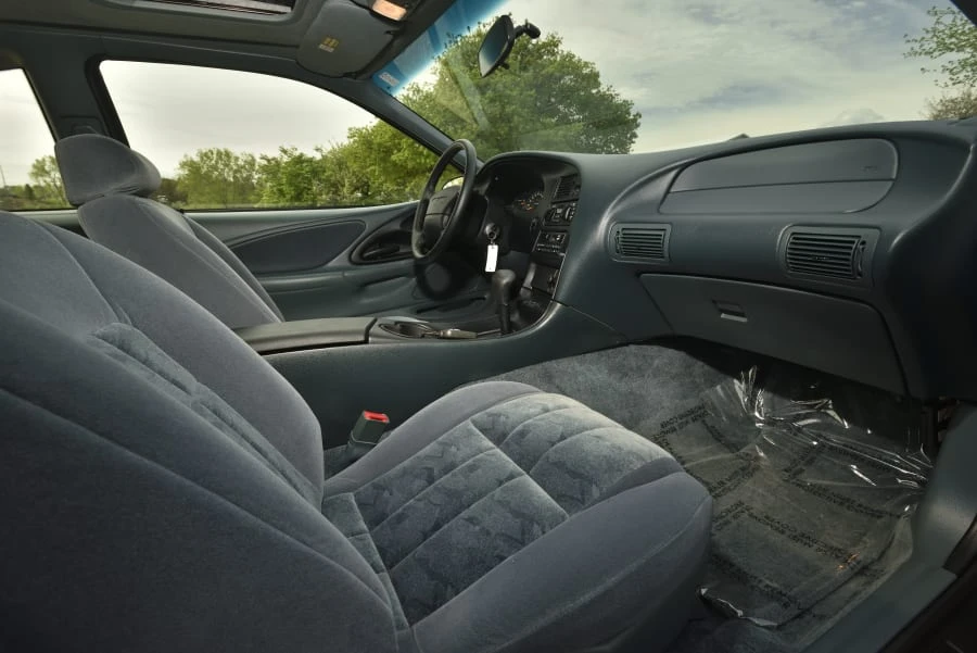 1997 Ford Thunderbird 10th Gen - Image 21 of 28