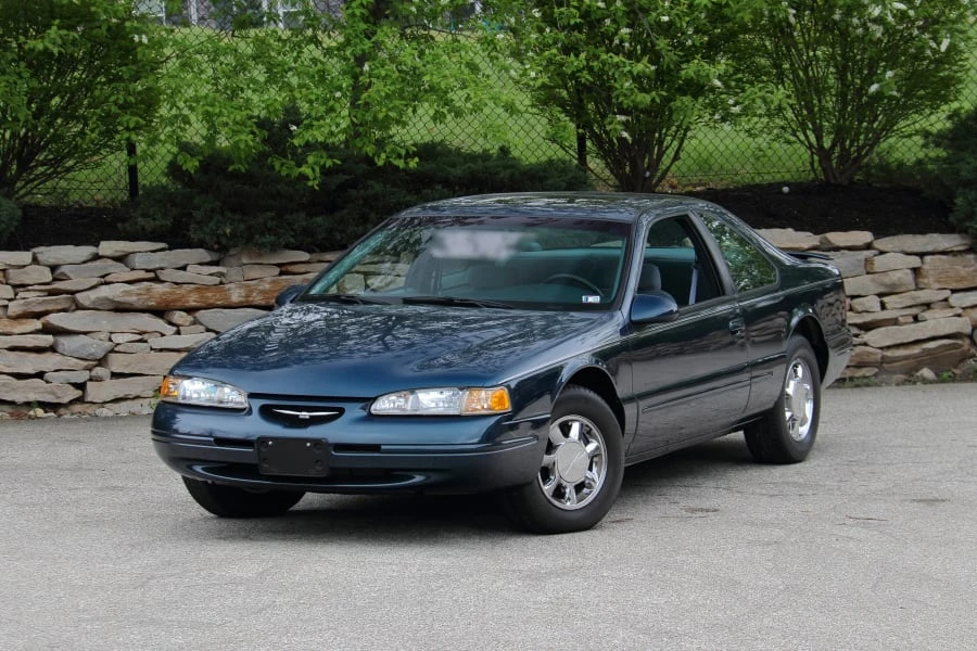 1997 Ford Thunderbird 10th Gen - Image 11 of 31