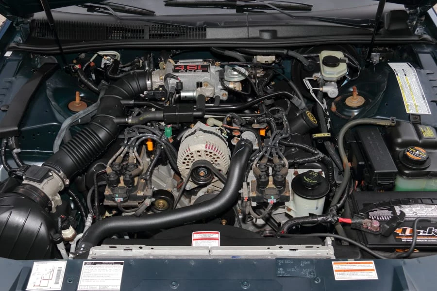 1997 Ford Thunderbird 10th Gen - Image 30 of 31