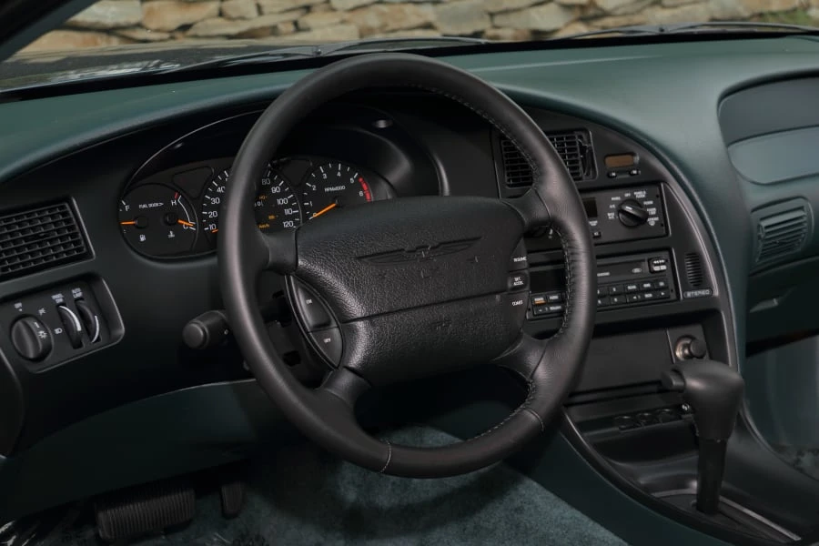 1997 Ford Thunderbird 10th Gen - Image 21 of 31