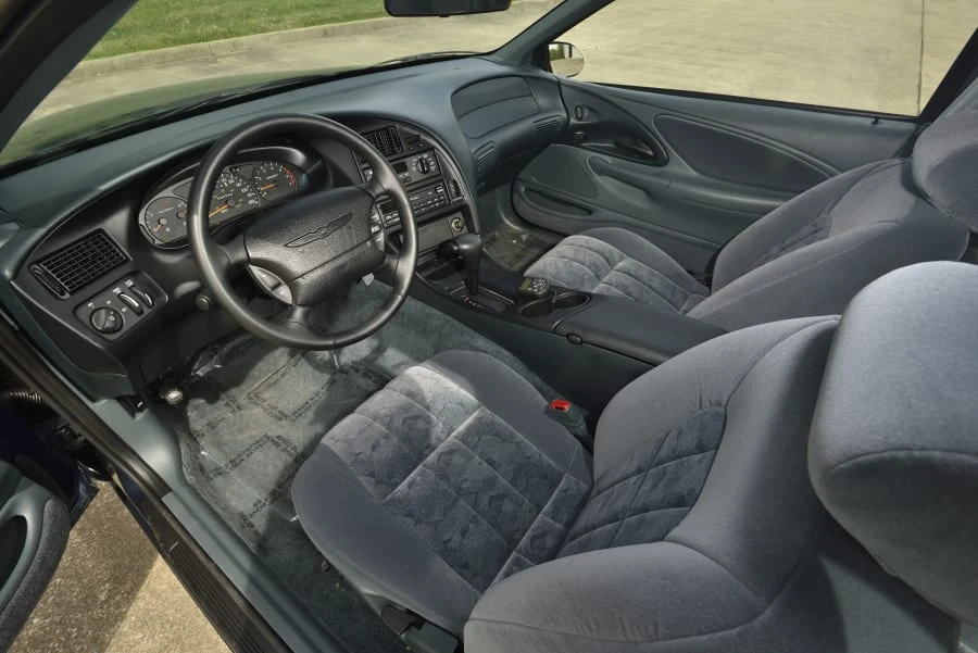 1997 Ford Thunderbird 10th Gen - Image 20 of 28