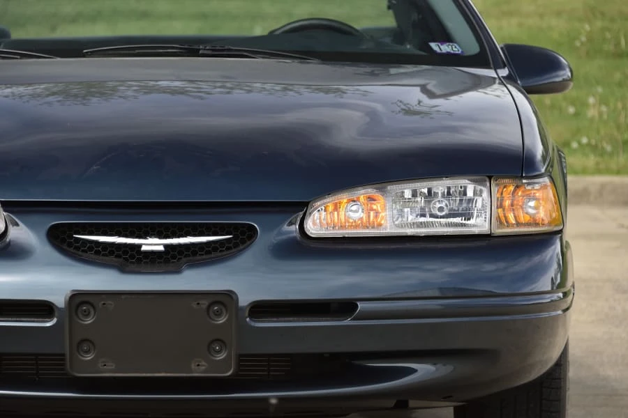 1997 Ford Thunderbird 10th Gen - Image 11 of 28