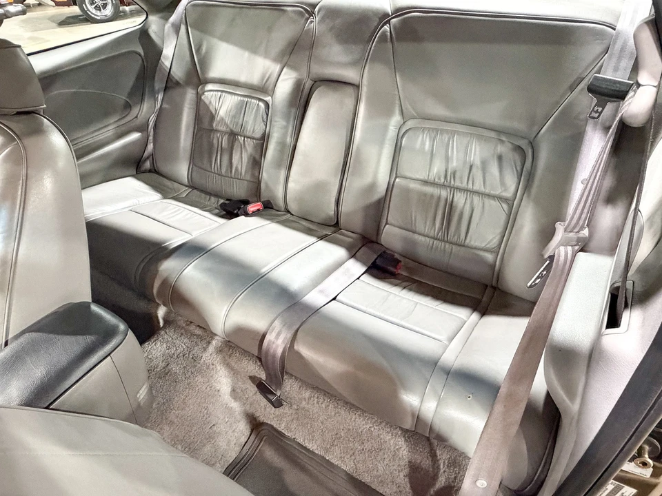 1997 Ford Thunderbird 10th Gen - Image 27 of 31