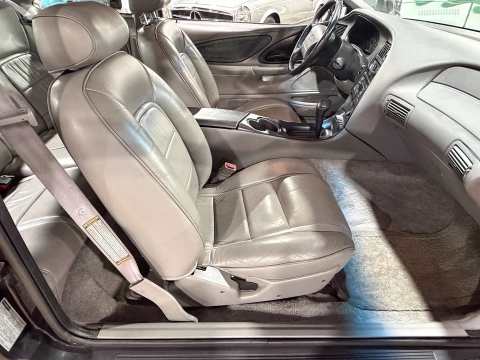 1997 Ford Thunderbird 10th Gen - Image 25 of 31