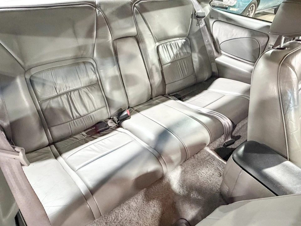 1997 Ford Thunderbird 10th Gen - Image 26 of 31