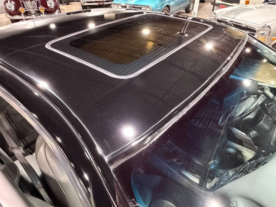 1997 Ford Thunderbird 10th Gen - Image 13 of 31