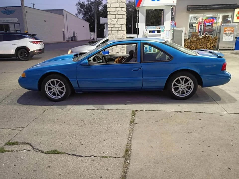 1997 Ford Thunderbird 11th Gen - Image 3 of 4