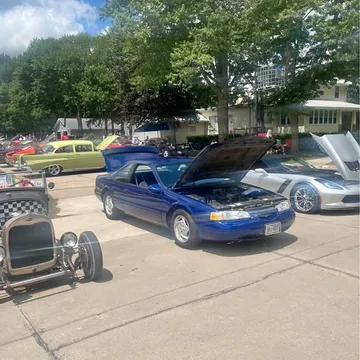 1997 Ford Thunderbird LX Coupe 2D