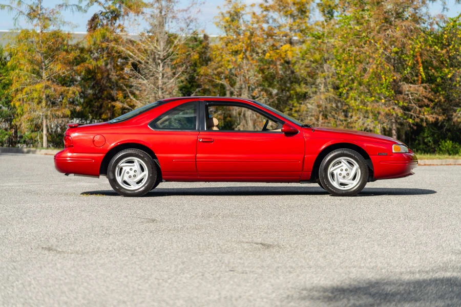 1997 Ford Thunderbird 10th Gen - Image 12 of 19
