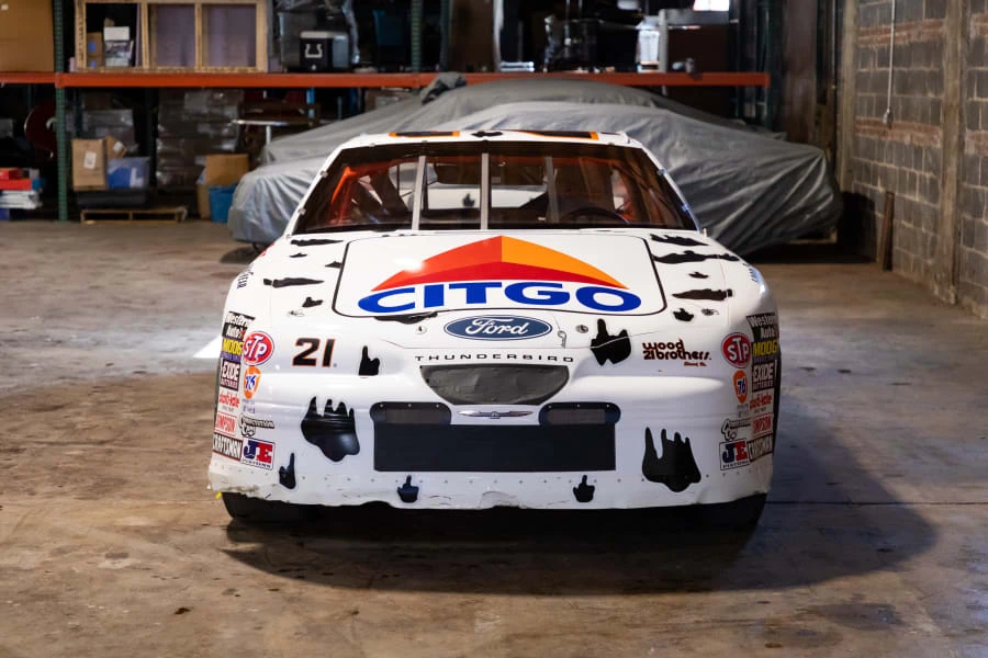 1997 Ford Thunderbird 10th Gen - Image 11 of 31