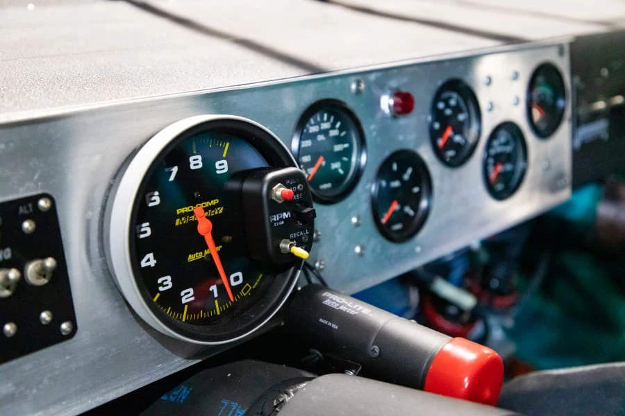1997 Ford Thunderbird 10th Gen - Image 26 of 28
