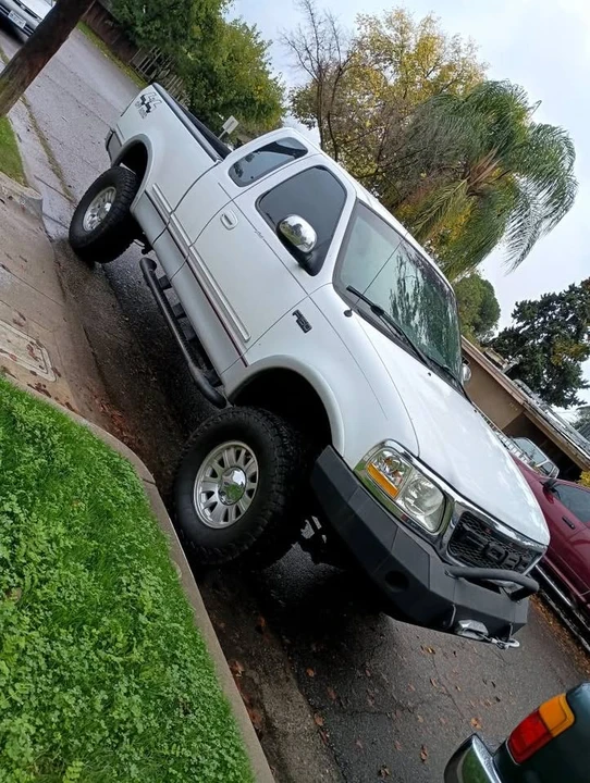 1997 Ford Econoline Van - Image 4 of 4