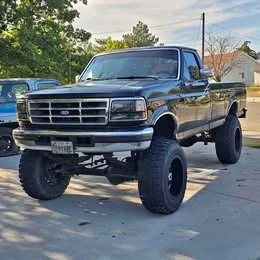 1997 Ford F-350 XLT Cab & Chassis 2D