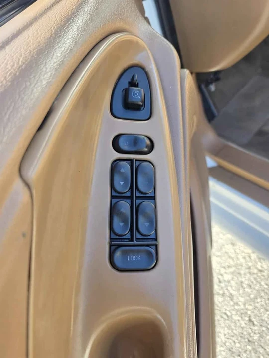 1997 Ford GT - Image 8 of 12