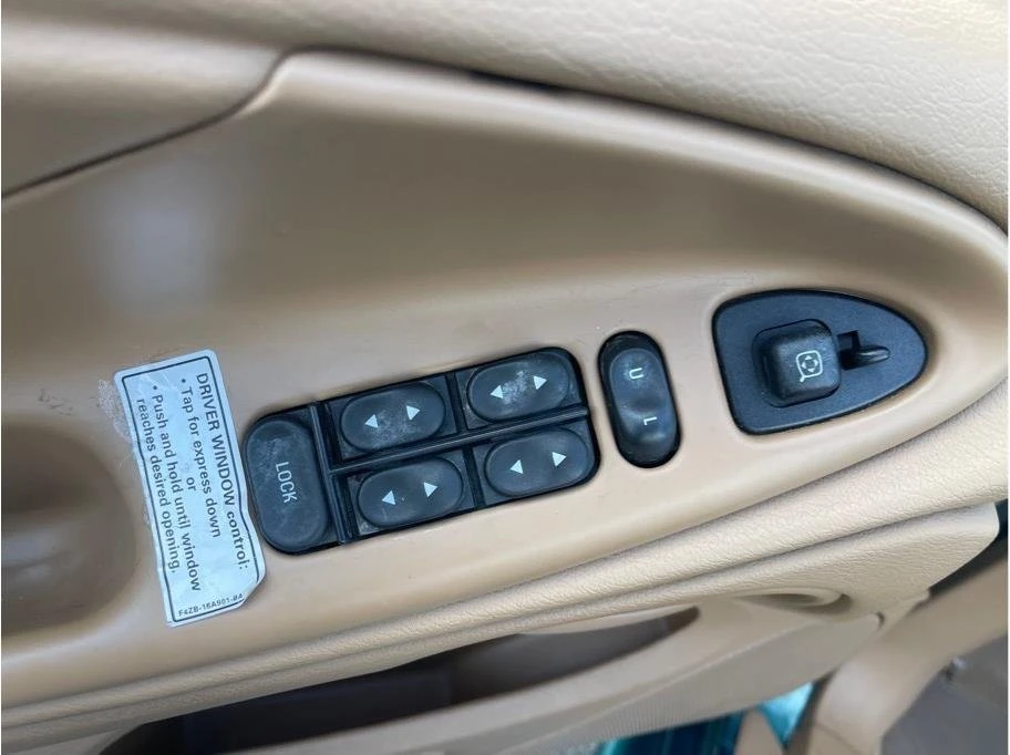 1997 Ford SN95 Mustang - Image 11 of 20