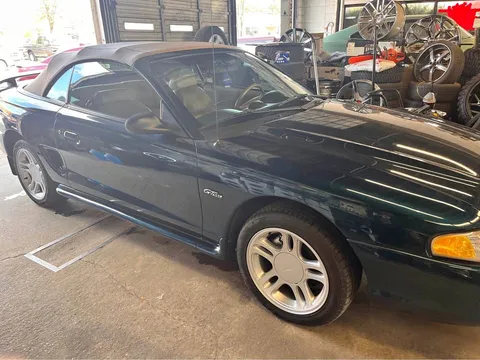 1997 Ford Mustang GT Convertible