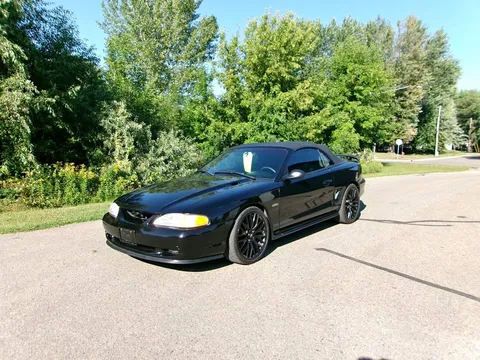 1997 Ford Mustang GT Convertible