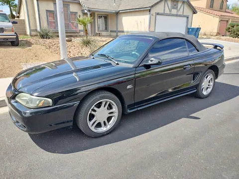 1997 Ford Mustang GT Convertible