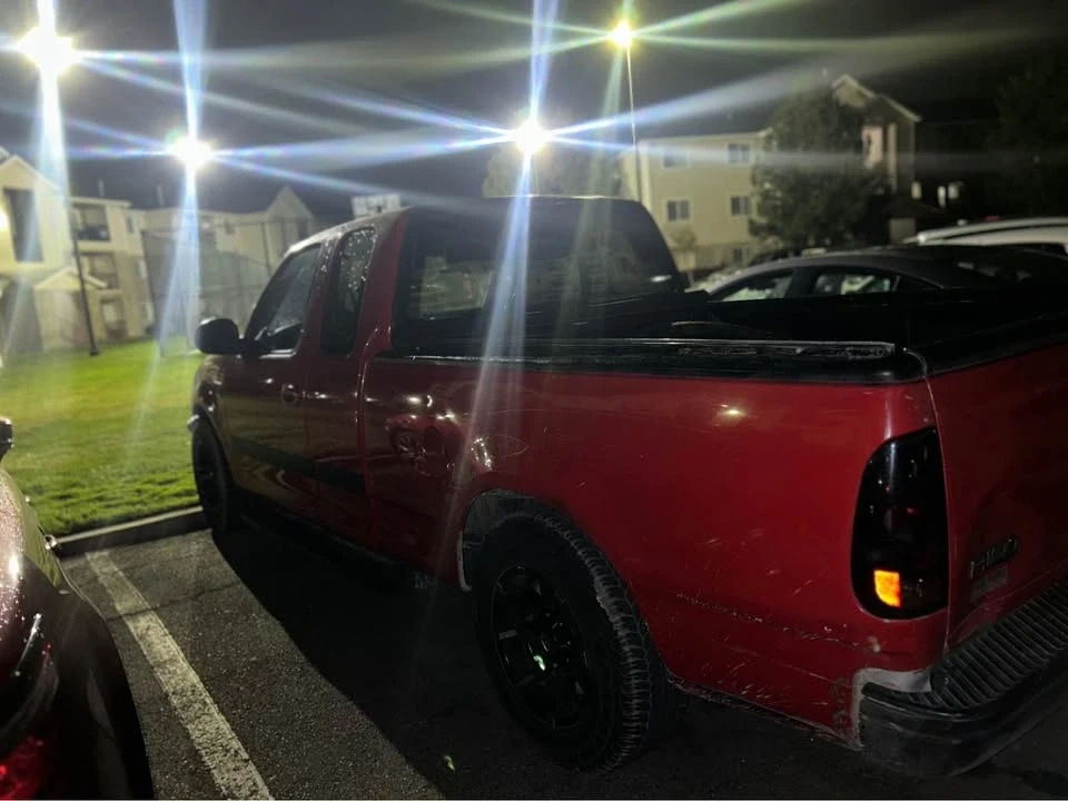 1997 Ford F-150 10th Gen - Image 2 of 10