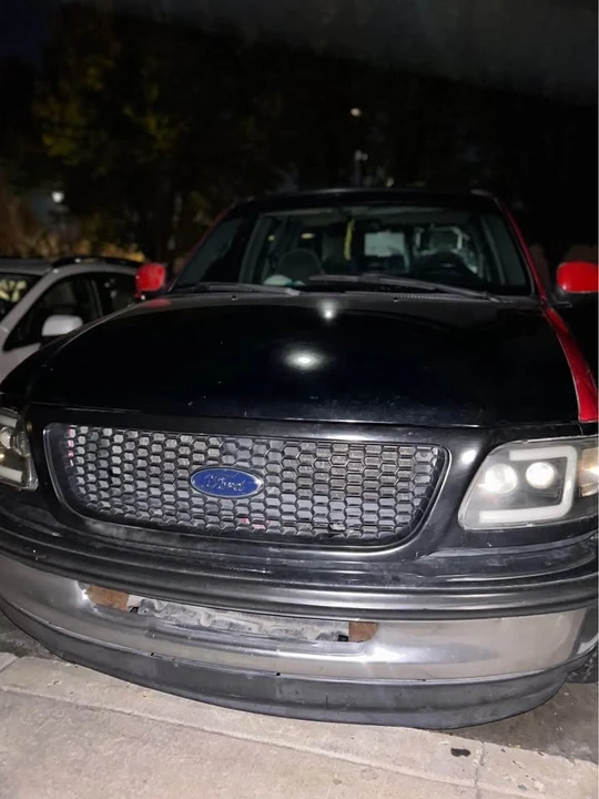 1997 Ford F-150 10th Gen - Image 5 of 10