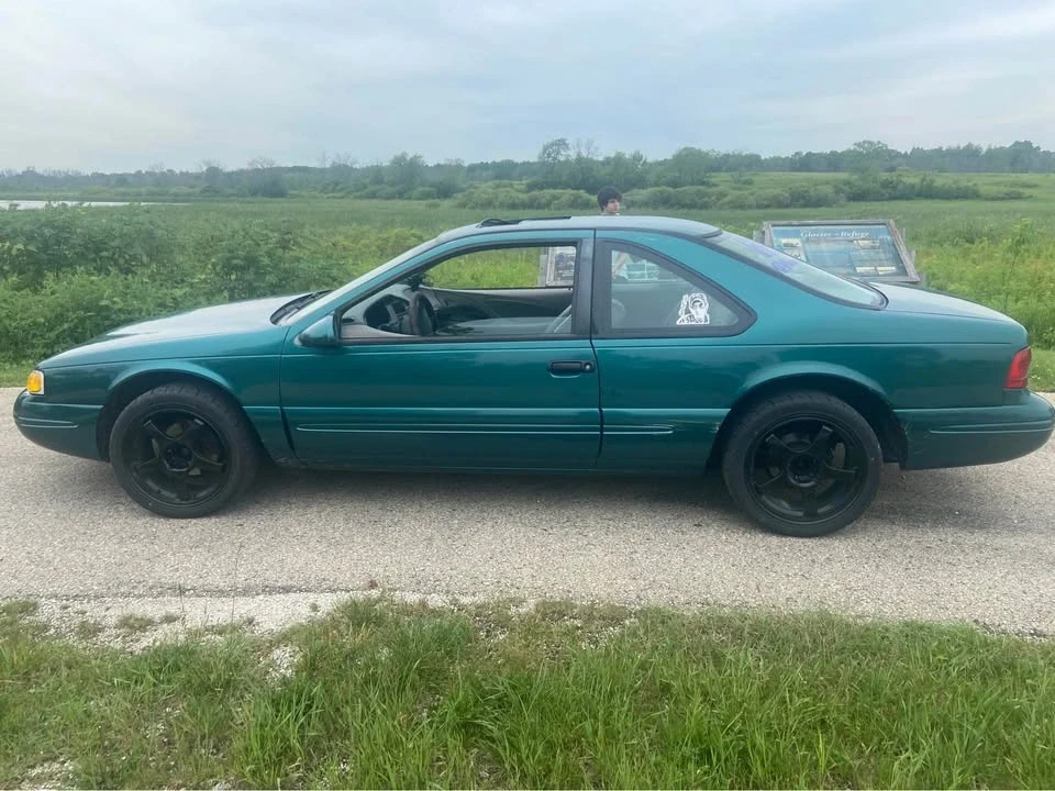 1997 Ford Thunderbird 11th Gen - Image 5 of 7