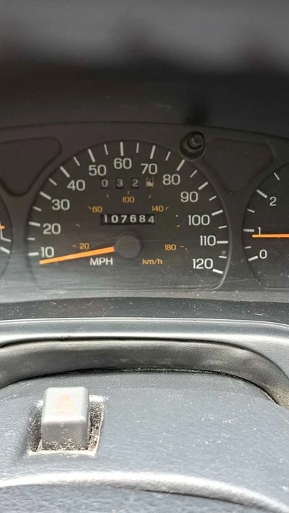 1997 Ford Thunderbird 10th Gen - Image 10 of 10