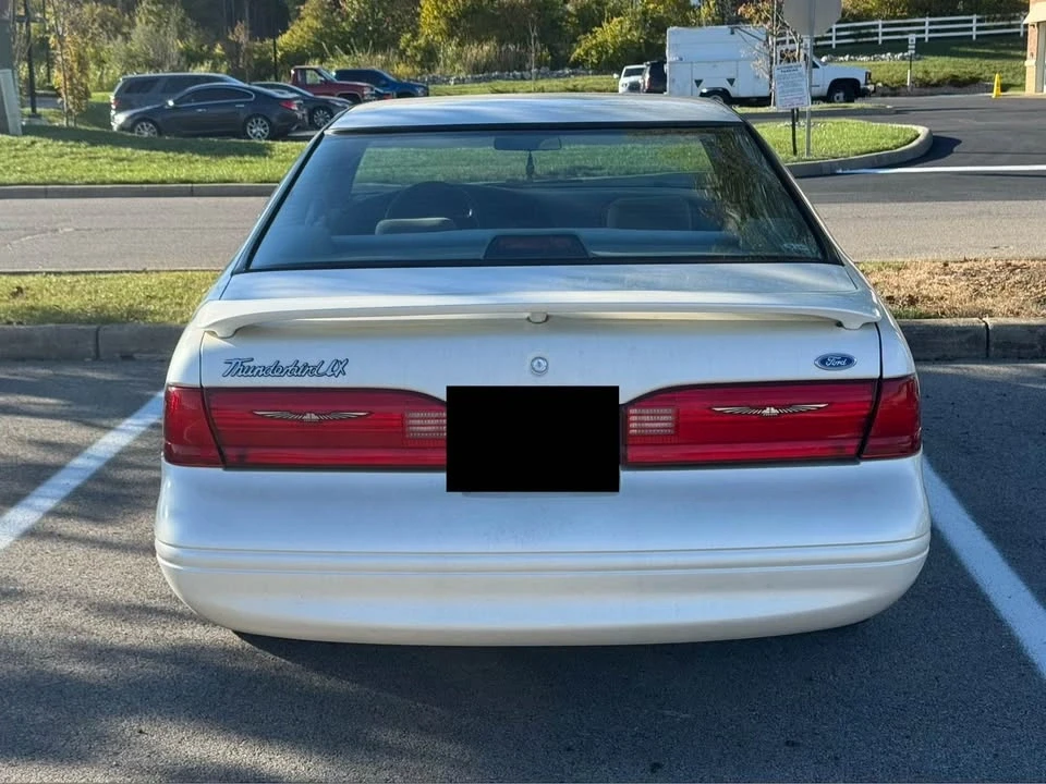 1997 Ford Thunderbird 10th Gen - Image 4 of 6