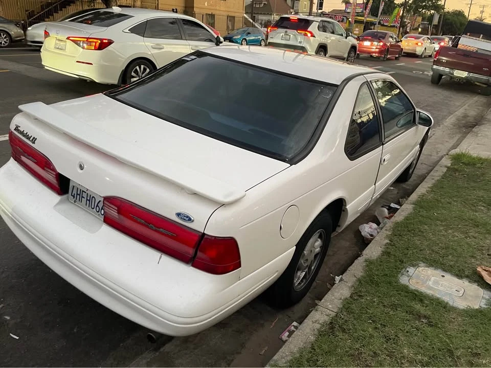 1997 Ford Thunderbird 10th Gen - Image 3 of 3