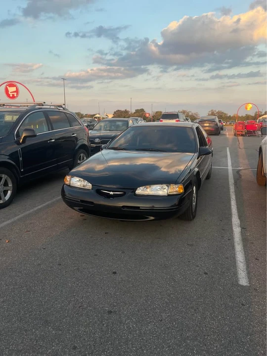 1997 Ford Thunderbird 10th Gen - Image 3 of 7