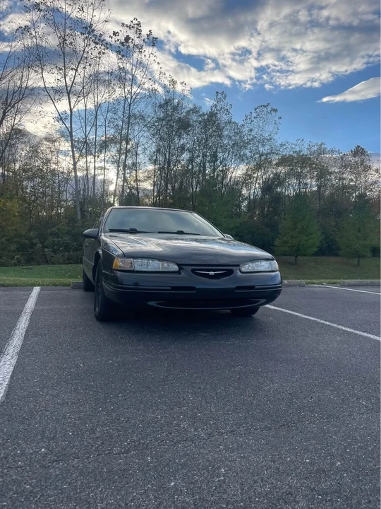 1997 Ford Thunderbird 10th Gen - Image 2 of 2