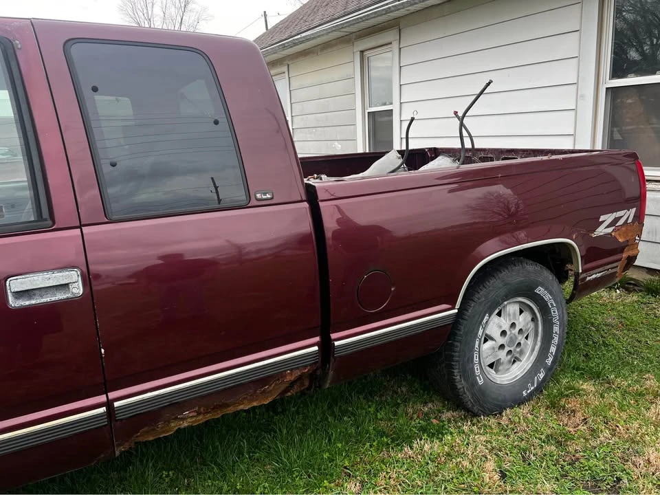 1997 GMC Sierra 1st Gen - Image 5 of 10
