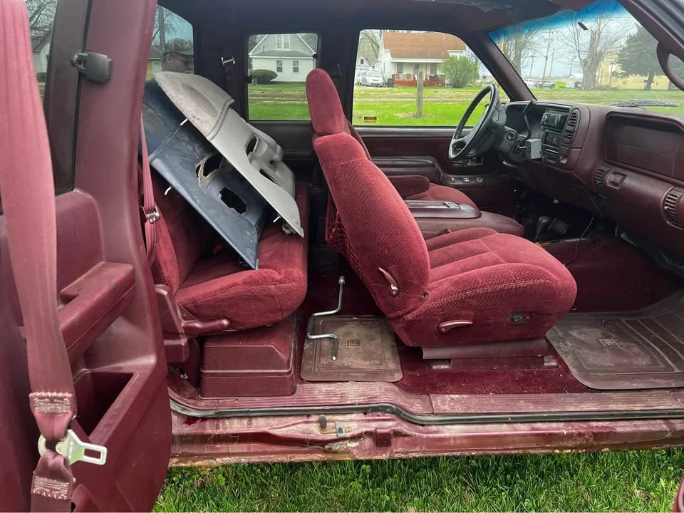 1997 GMC Sierra 1st Gen - Image 4 of 10