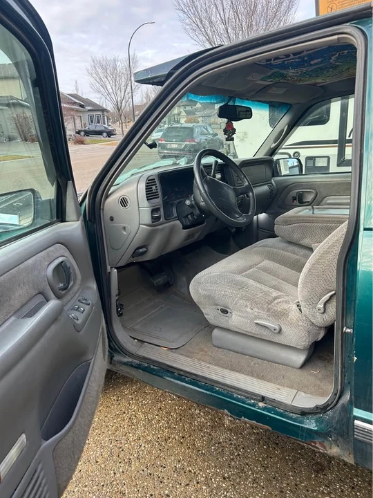 1997 GMC Sierra 1st Gen - Image 3 of 12