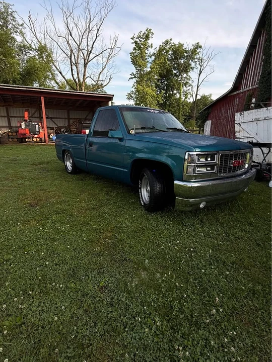1997 GMC Sierra 1st Gen - Image 5 of 10