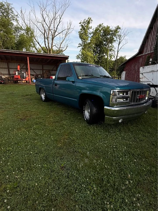 1997 GMC Sierra 1st Gen - Image 4 of 10