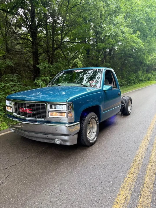 1997 GMC Sierra 1st Gen - Image 6 of 10